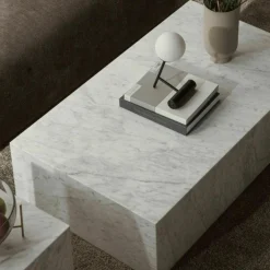 Table basse rectangulaire en marbre blanc 100 x 60 cm Plinth Low - Audo