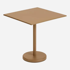Table carrée d'extérieur en acier orange 70 x 70 x 73 cm Linear - Muuto