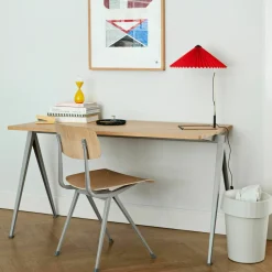 Table 140 cm en chêne massif fumé et acier beige Pyramid 01 - HAY