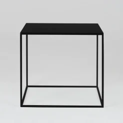 Table d'appoint carré noire en métal Tensio - Custom Form