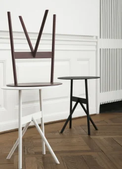 Table d'appoint en acier bordeaux Ø37cm Stook Wine - Normann Copenhagen