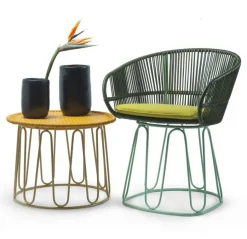 Table d'appoint en acier jaune Circo - Ames