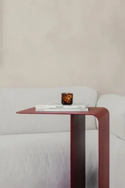Table d'appoint en acier rouge bordeaux 60x40cm Cosmo - Metallbude