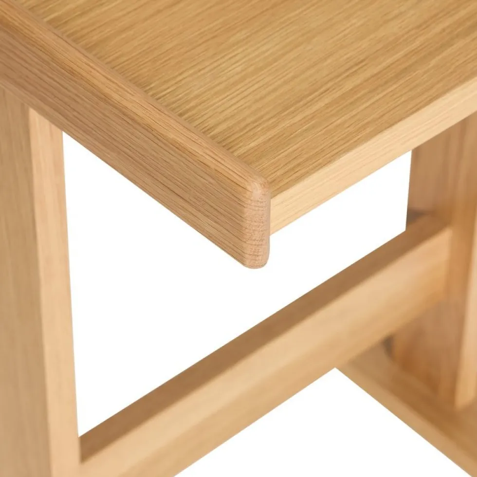 Table d'appoint en bois de chêne naturel Less - Hübsch