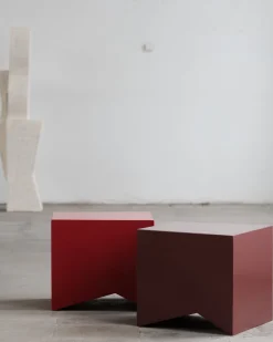 Table d'appoint en bois rouge brique 39x38x35cm Basile - Serax