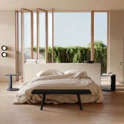 Table d'appoint en chêne noire Galta Forte Side - Kann Design