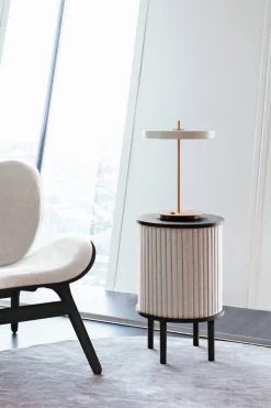 Table d'appoint en chêne noir et beige 59,3 x 38 cm Audacious - UMAGE