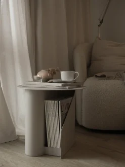 Table d’appoint en métal gris chaud 36x40cm Sentrum - Woud