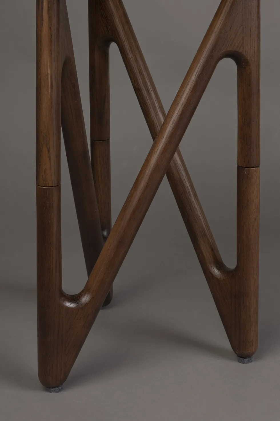 Table d'appoint en verre et bois de chêne foncé 40x40x50cm Naia - Dutchbone