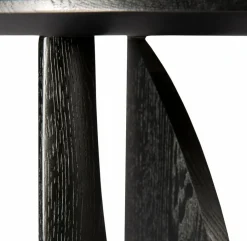 Table d'appoint géométrique noire en chêne - Ethnicraft Accessories