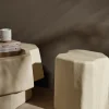 Table d'appoint ivoire en béton et fibre de verre Staffa - Ferm Living