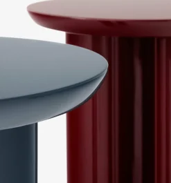 Table d'appoint laquée bordeaux Tung JA3 - &tradition