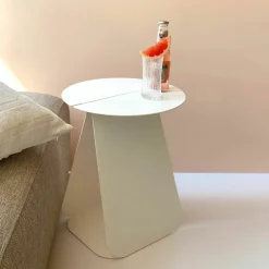 Table d'appoint ronde en acier blanc mat Youmy - Mlle Jo