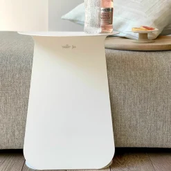 Table d'appoint ronde en acier blanc mat Youmy - Mlle Jo