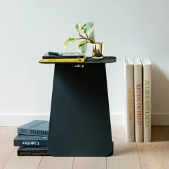 Table d'appoint ronde en acier noir mat Youmy - Mlle Jo