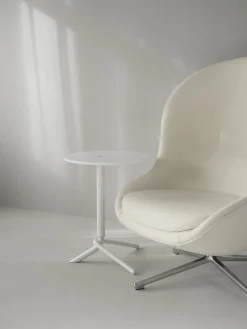 Table d'appoint ronde en bois et acier blanc 45cm Lift - Normann Copenhagen