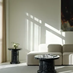 Table d'appoint ronde en plastique recyclé noir 50x55cm Bit - Normann Copenhagen