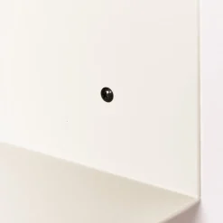 Table de chevet murale en acier ivoire 40 x 20,5 x 25 cm - Nobodinoz