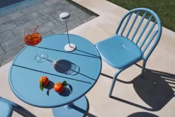 Table de jardin ronde en aluminium bleu 60x76cm Fred's - Fatboy