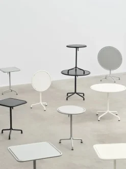 Table de jardin ronde en aluminium laqué gris anthracite 55x74cm Deville - HAY