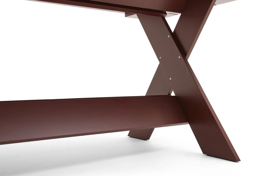 Table d'extérieur en pin laqué à l'eau bordeaux 180 cm Crate - Hay