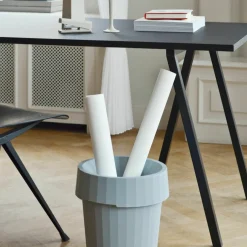 Table en acier noire L180 cm Loop Stand - HAY