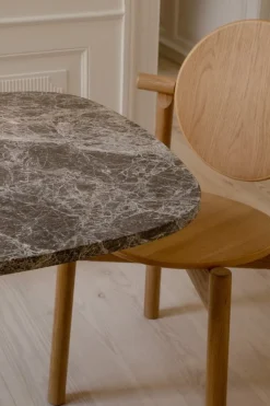 Table en acier noir et plateau en marbre cm Gather - Umage
