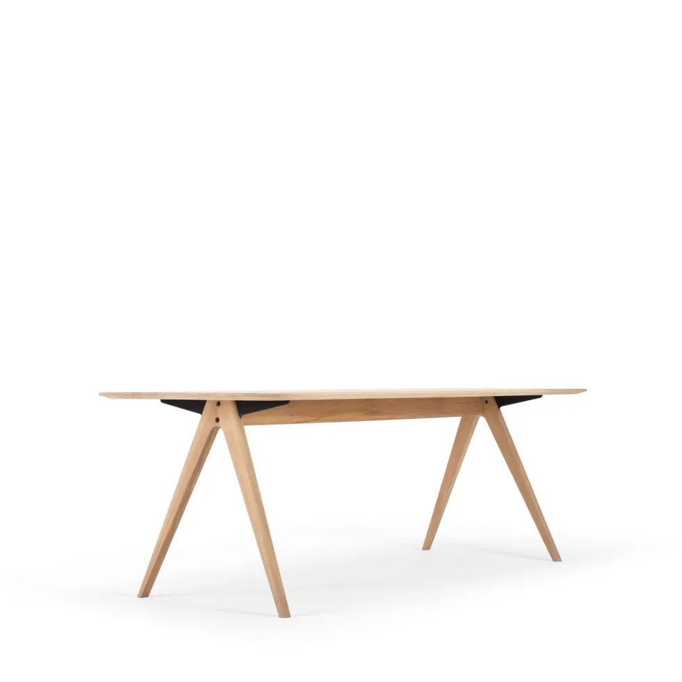 Table en chêne huilé 90 x 140 cm Ava - Gazzda