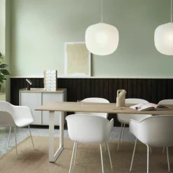 Table en chêne massif fumé et aluminium blanc 170 x 85 cm 70/70 - Muuto