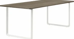 Table en chêne massif fumé et aluminium blanc 225 x 90 cm 70/70 - Muuto