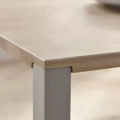 Table en chêne massif huilé pigmenté blanc et acier laqué gris 130 x 130 cm Link - Bolia