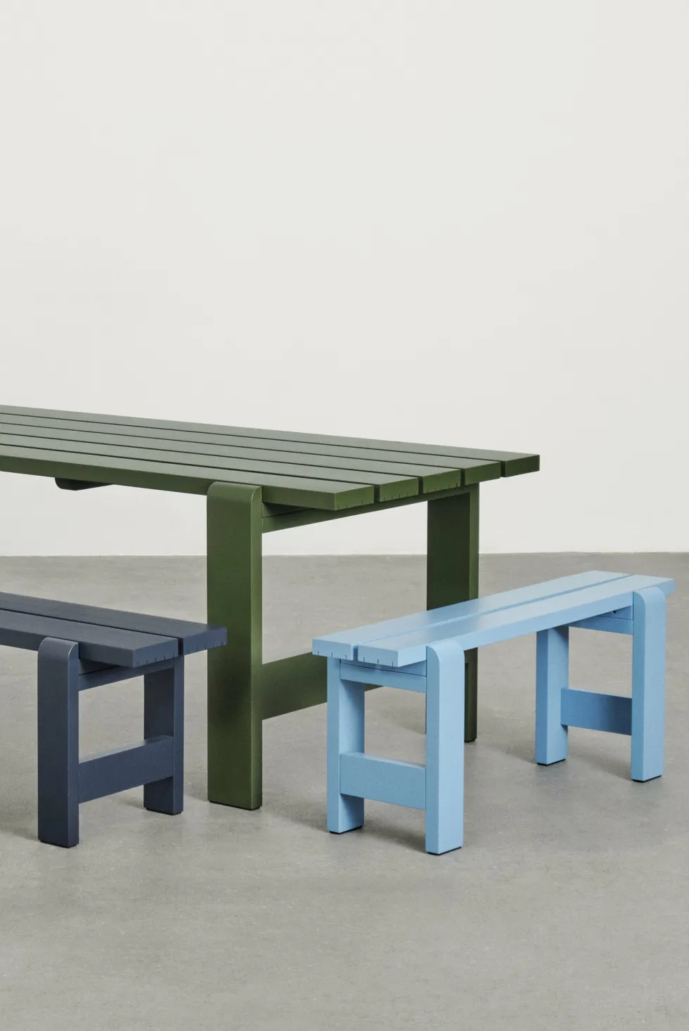 Table en pin laqué bleu métal 230 x 83 x 74 cm Weekday - Hay