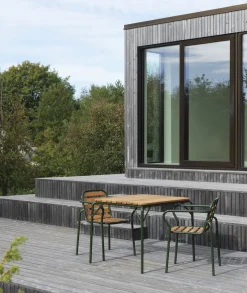 Table à manger d'extérieur en acier vert foncé 80 cm Robinia Vig - Normann Copenhagen