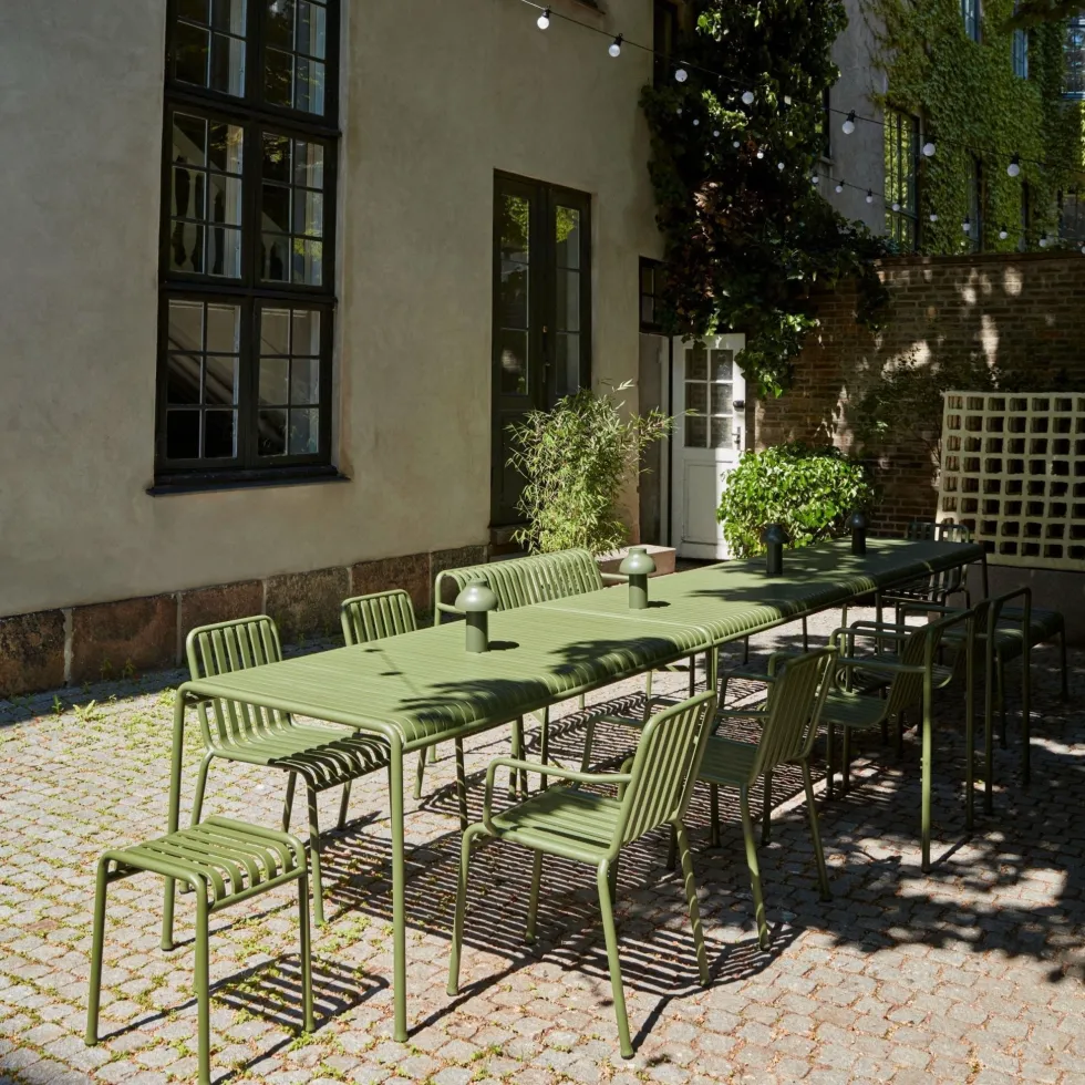 Table à manger d'extérieur en métal olive 170x90cm Palissade - HAY