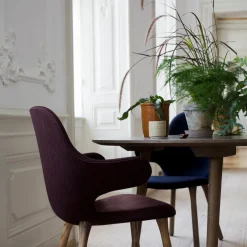Table à manger en chêne fumé SK4 - &tradition