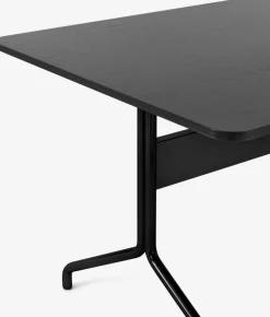 Table à manger en chêne noir et métal noir 250x110 cm Pavilion AV24 - &tradition