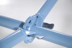 Table à manger en verre et structure en échafaudage kaki 200cm Clavex - Maximum