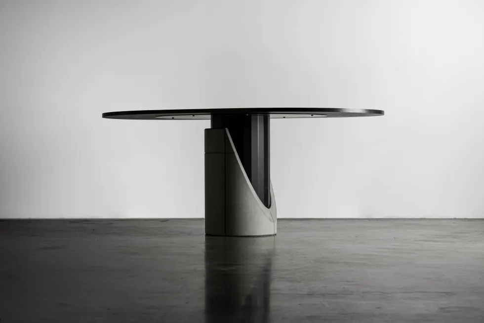 Table à manger ovale Sharp Lyon Béton