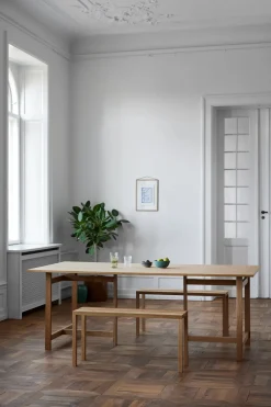 Table à manger rectangulaire en bois de chêne naturel 220x90cm - Moebe