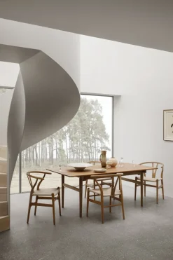 Table à manger rectangulaire en chêne blanc huilé 248x95cm CH327 - Carl Hansen & Søn