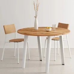 Table à manger ronde en bois ancien et piètement en acier noir 110 x 75 cm New modern - TIPTOE