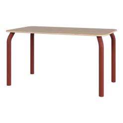 Table rectangulaire en chêne et pieds rouge auburn 140x80cm Meko - noo.ma