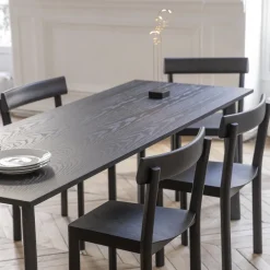 Table rectangulaire en chêne noir Galta - Kann Design
