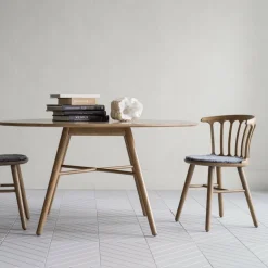 Table ronde en chêne huilé 140 cm San Marco - Hans K