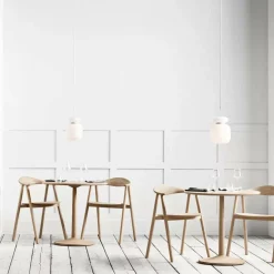 Table ronde en chêne laqué 75 cm Turned - Bolia