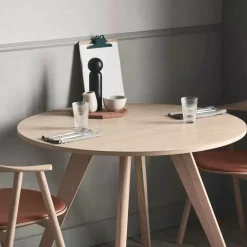 Table ronde en stratifié blanc et chêne massif huilé 100 cm New Mood - Bolia
