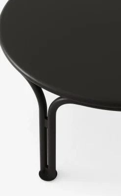Tables basse ronde de jardin en acier noir chaud 70x37cm Thorvald SC108 - &tradition