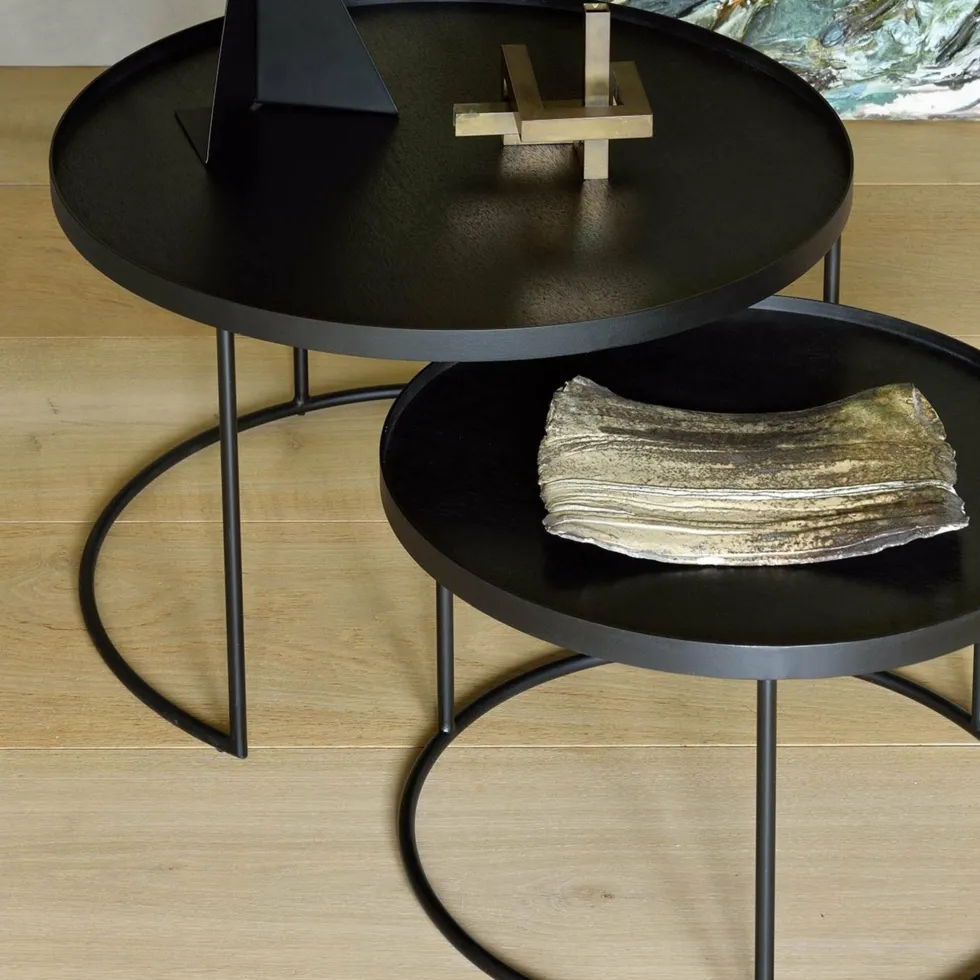 2 tables basses en métal à plateau rond 93 cm - Ethnicraft Accessories