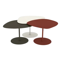 3 Tables basses gigognes terracotta, craie et bronze Galet - Matière Grise