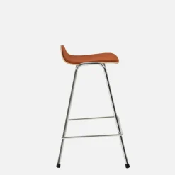 Tabouret de bar 65 cm en tissu rouge et cadre argenté Touchwood - Hem